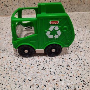 Fisher Price Little People Green Recycle Garbage Trash Truck